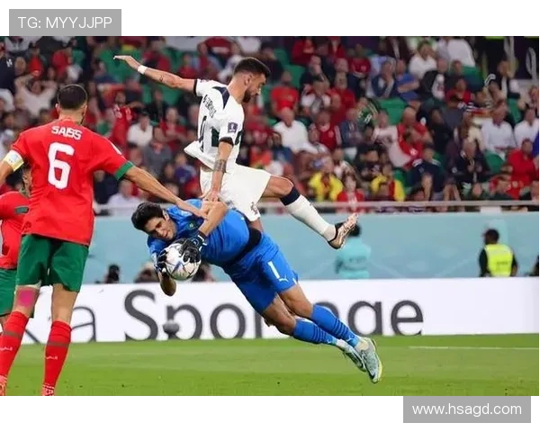 摩洛哥前锋禁区倒地VAR判罚任意球主罚破门上演精彩进球 摩洛哥前锋禁区倒地VAR判罚任意球主罚破门上演精彩进球